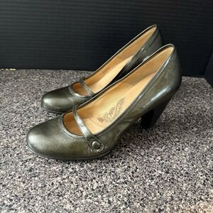 Söfft Mary Jane Pumps Women 10M Olive Green Patent Leather Heels Comfort‎ Shoes